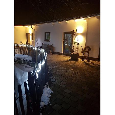 Neu Apartment Am Birkenfeld Allgaeu Kaufbeuren Steinholz Eksteriør billede